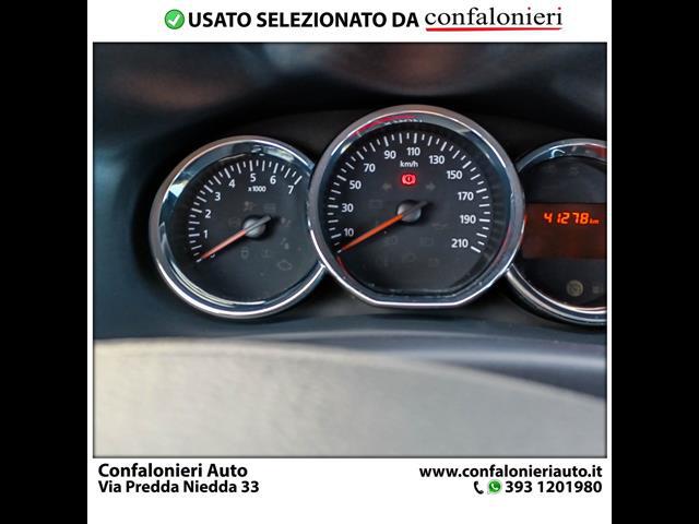 DACIA Sandero 00009565_VO38013165