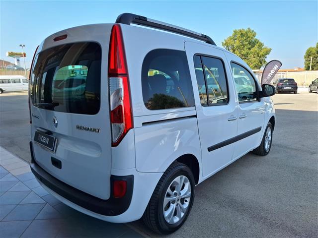 RENAULT Kangoo 00802599_VO38013074
