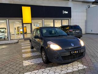 RENAULT Clio 03989491_VO38013080