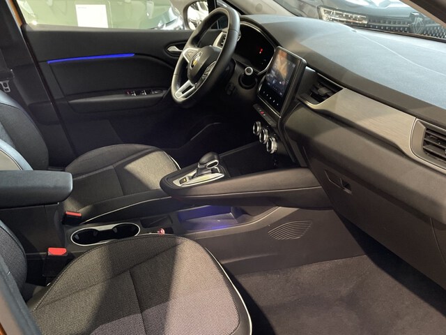 Inside Captur Híbrido Enchufable  Naranja Atakama con 