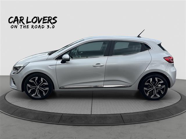 RENAULT Clio 05258018_VO38013034