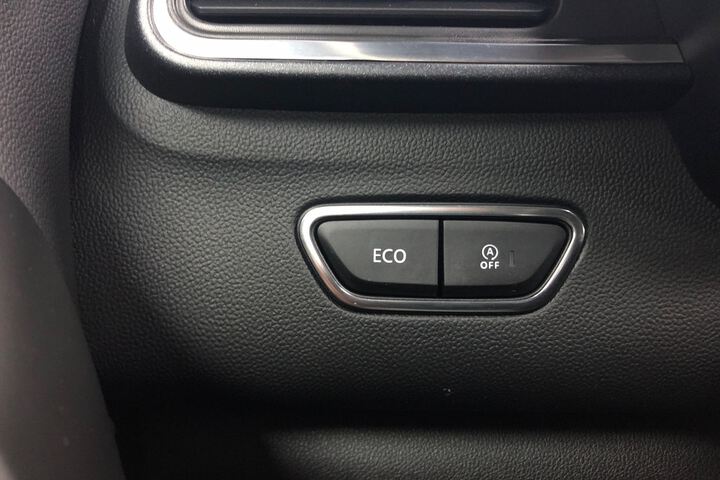 Inside Kadjar Diesel  Azul Cosmos