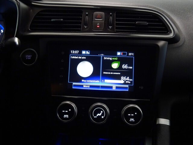 Inside Kadjar  Azul Cosmos