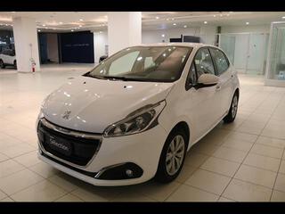 PEUGEOT - 208