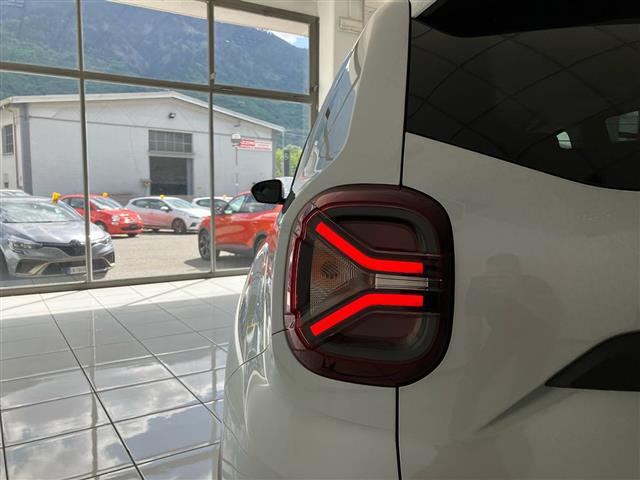 DACIA Duster II 2021 00985372_VO38023207