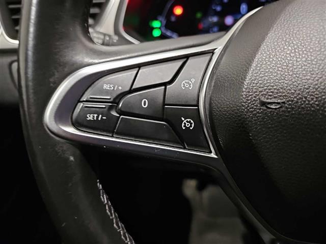RENAULT Captur 02416142_VO38013170