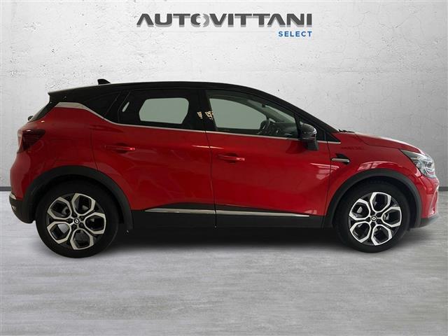RENAULT Captur 00985240_VO38023207