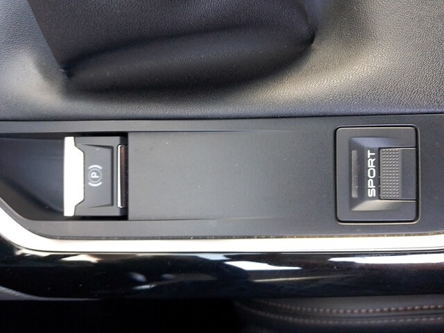 Inside 5008 Diesel  Negro Perla Nera