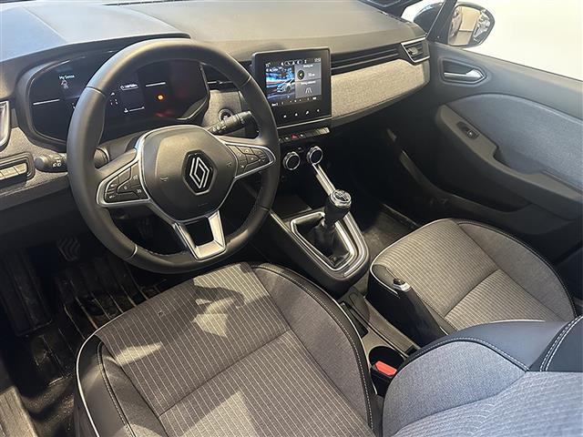 RENAULT Clio 00094598_VO38013437