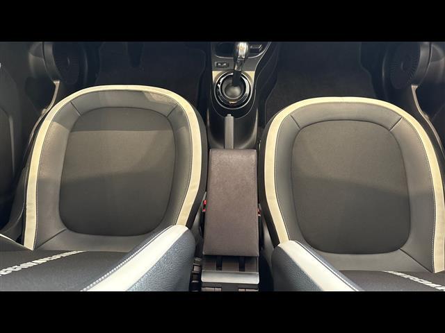 RENAULT Twingo Electric 04998186_VO38013058
