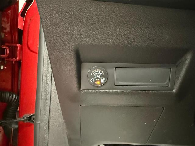 RENAULT Captur 00014643_VO38023184