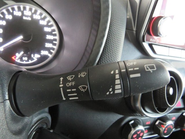 Inside Juke  Gris
