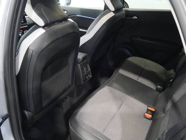 Inside Captur  NEGRO