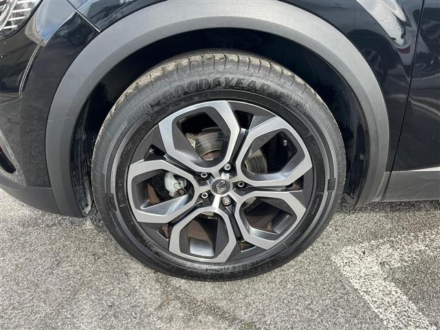 RENAULT Captur 02640550_VO38043366