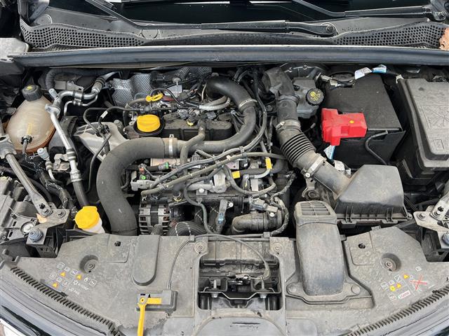 RENAULT Captur 05258132_VO38013034