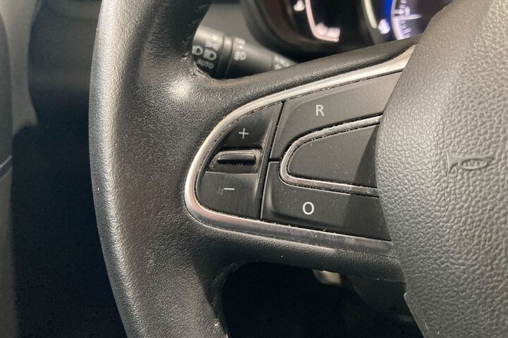 Inside Kadjar Diesel  Gris