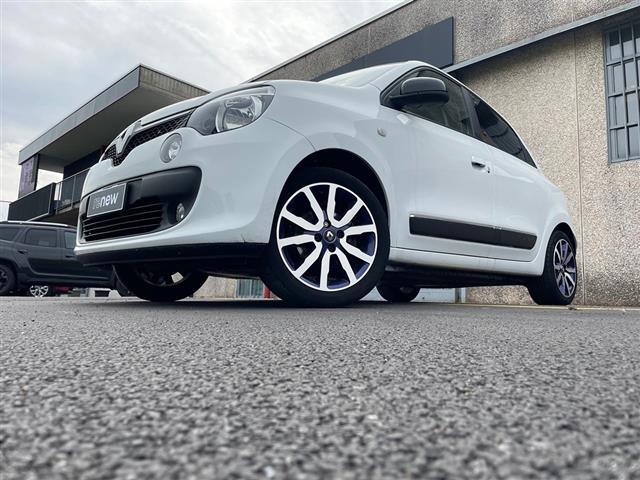 RENAULT Twingo 00384162_VO38023217
