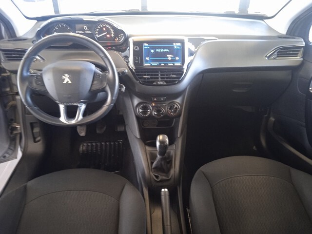 Inside 208  GRIS