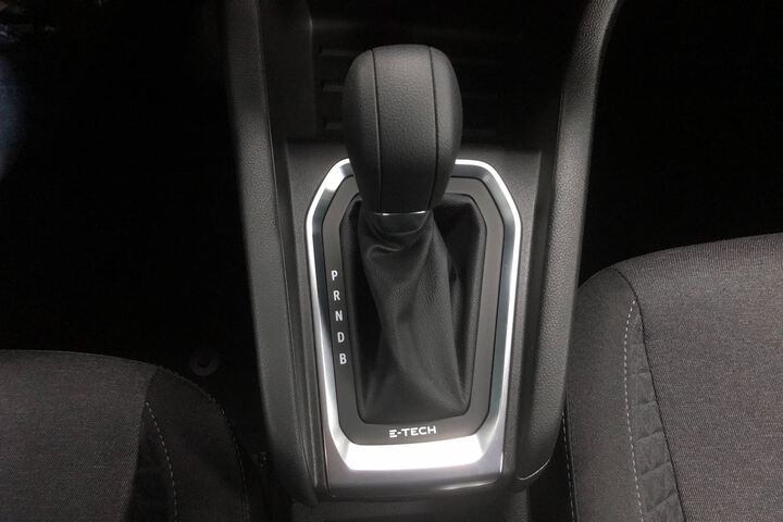 Inside Clio Híbrido  Blanco