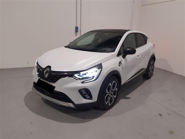 RENAULT Captur 02490322_VO38013041