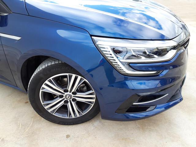 Outside Mégane Sport Tourer Diesel  Azul