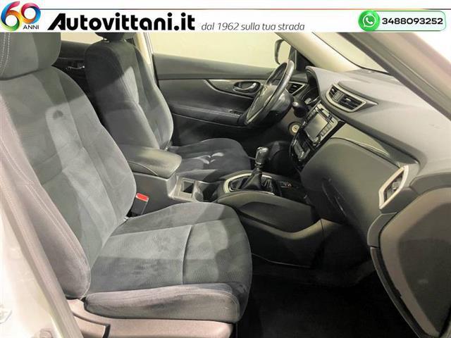 NISSAN X Trail 00951656_VO38023207