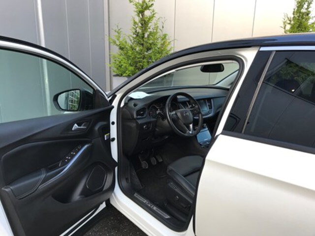 Exterieur Grandland X  wit