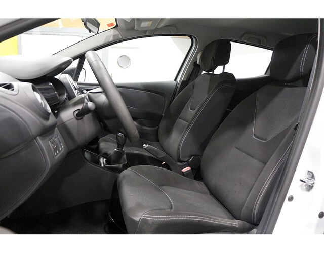 Inside Clio Diesel  Blanco Casablanca