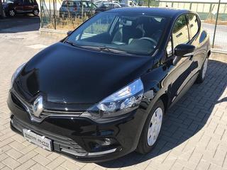 RENAULT Clio 00335921_VO38053733