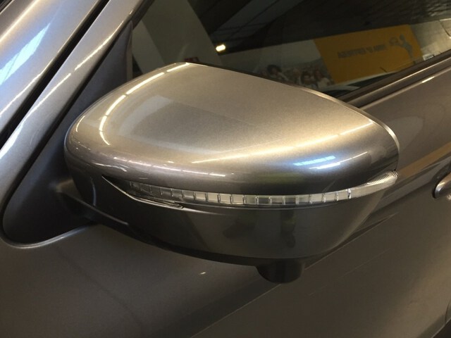 Inside Juke Diesel  Gris Oscuro