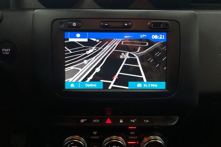 Inside Duster Diesel  Blanco Glaciar