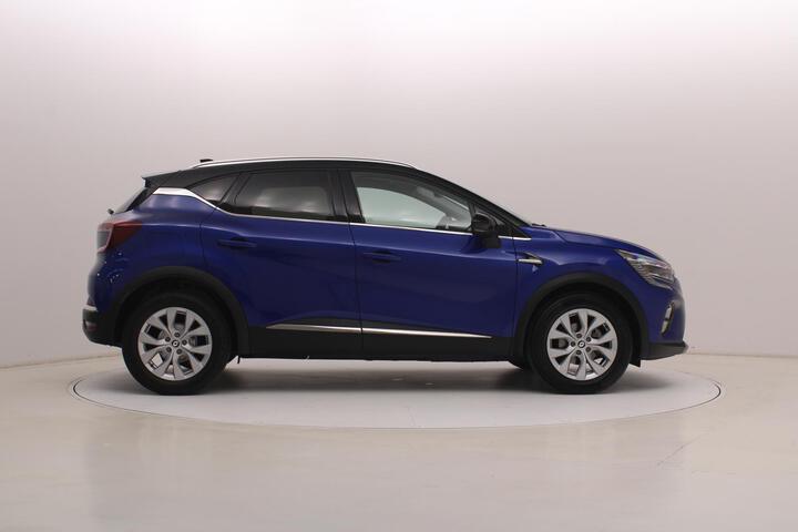 Outside Captur  Azul