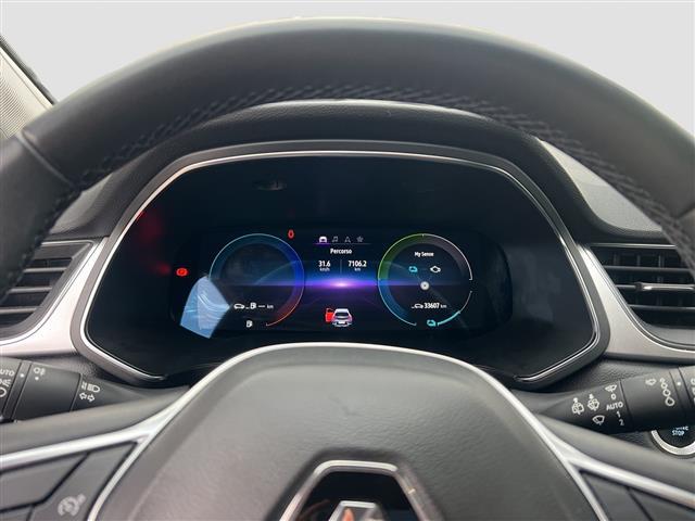 RENAULT Captur 05258210_VO38013034