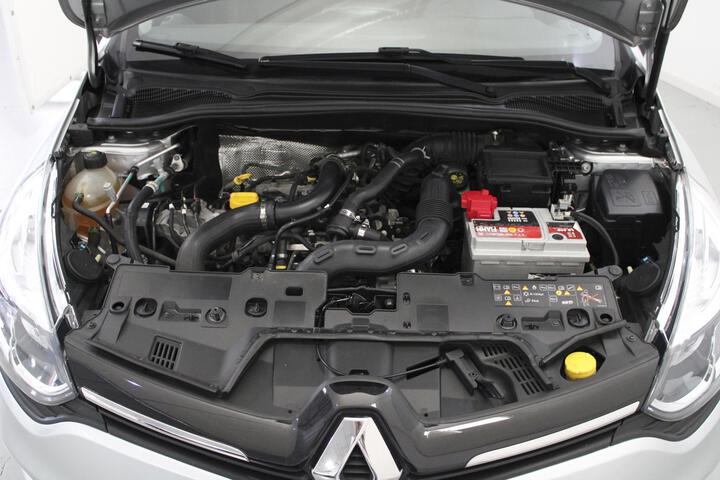 Inside Clio  Gris Platino