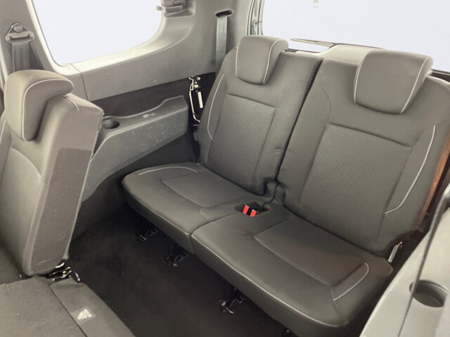 Inside Lodgy Diesel  Gris Higland