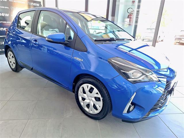 TOYOTA Yaris 00753235_VO38013074