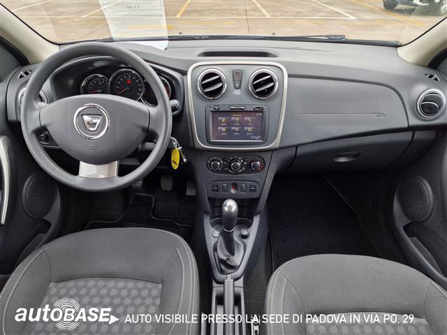 DACIA Sandero 01090799_VO38013498