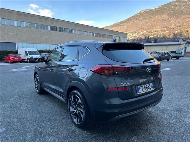 HYUNDAI Tucson II 2018 00025543_VO38013404