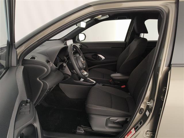 TOYOTA Yaris Cross 00189534_VO38023507