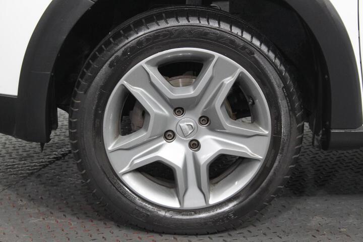 Outside Sandero Diesel  Blanco Glaciar