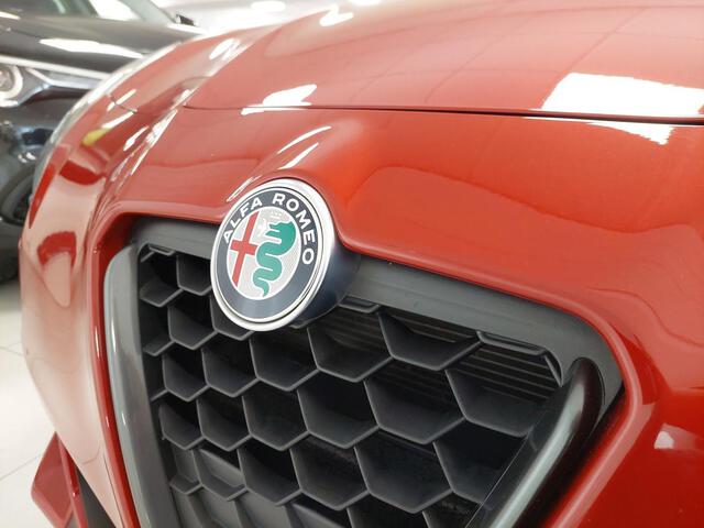 Außenausstattung Giulietta Rosso Competizione   rot