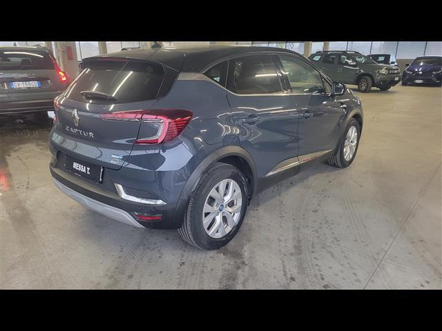 RENAULT Captur 00188779_VO38023507