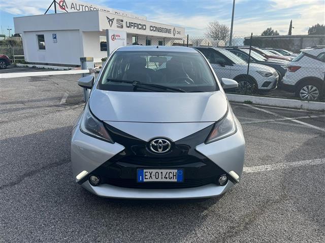 TOYOTA Aygo 02640850_VO38043366