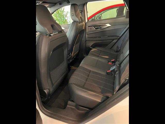 RENAULT Austral 00024636_VO38013404