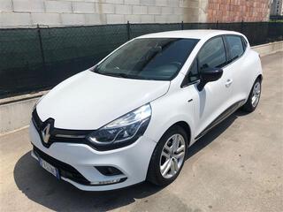 RENAULT Clio 00998021_VO38013322