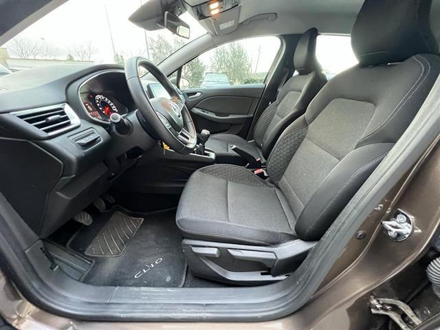 RENAULT Clio V 2019 05872114_VO38013080