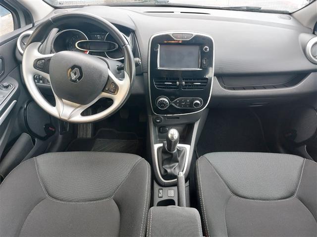 RENAULT Clio 05853955_VO38013080