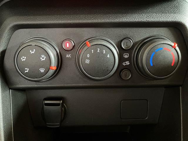 DACIA Sandero 00985327_VO38023207