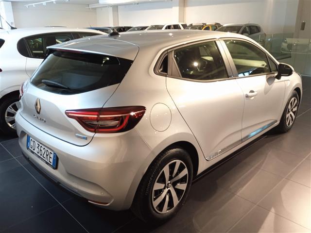 RENAULT Clio 00013935_VO38043670