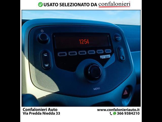 TOYOTA Aygo 00009522_VO38013165